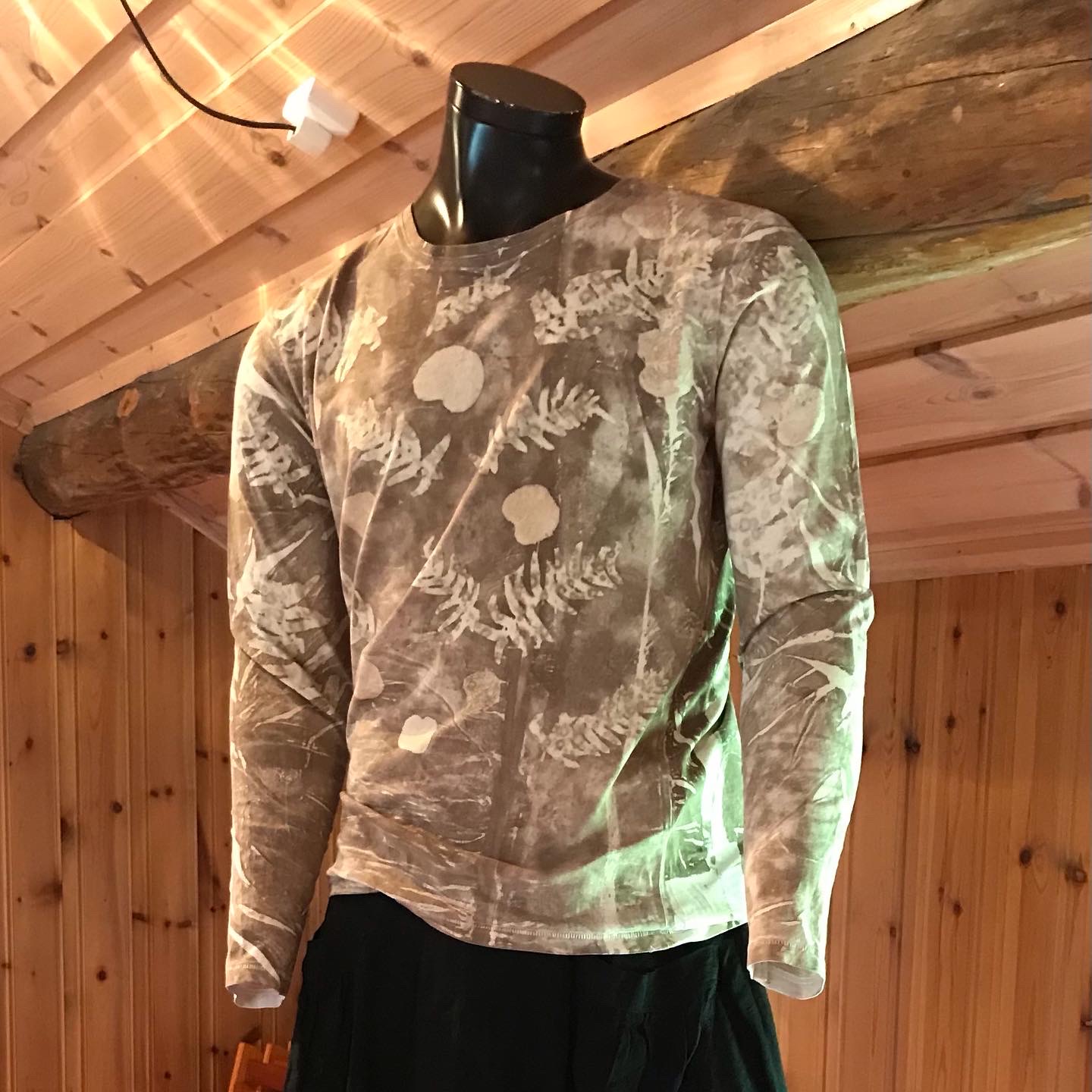 7aa44789-811d-46e9-818c-eeca795e479b-1